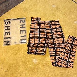 Gold/yellow and black leggings